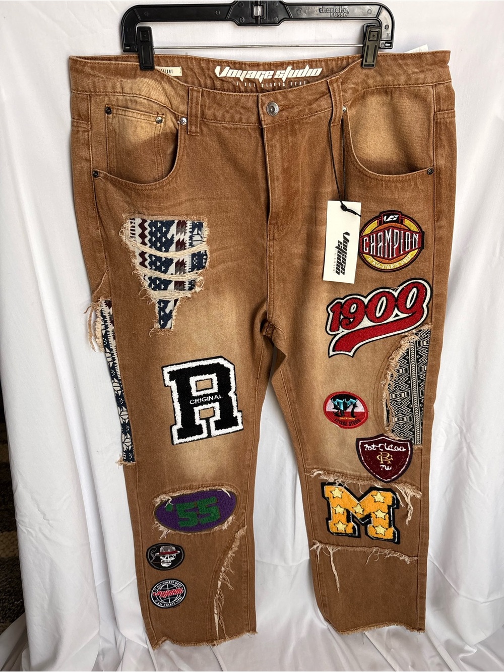 NWT Voyage Studios Hidden Treasures 'Varsity Champions' Logo Patchwork Jeans- 38